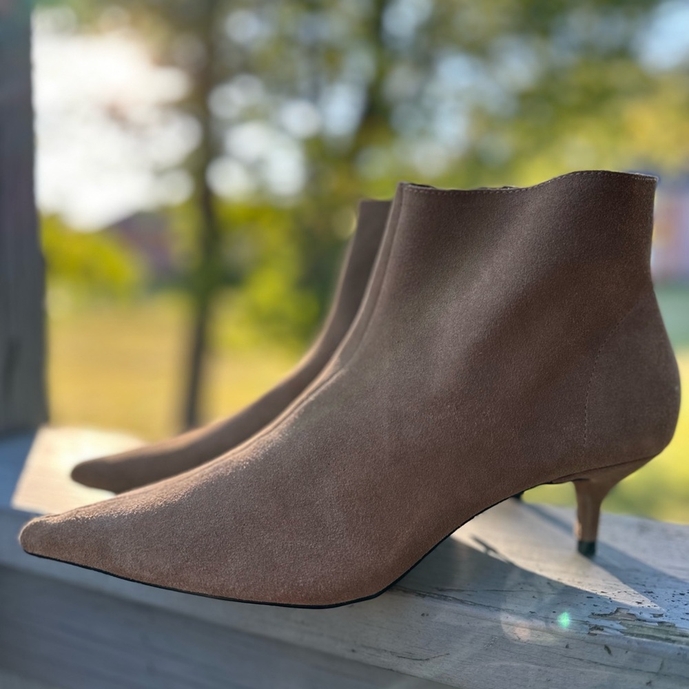 NWT Zara SPLIT KITTEN Heel Genuine Leather Camel Suede Zip Bootie Pointy Toe 41 - Picture 2 of 10